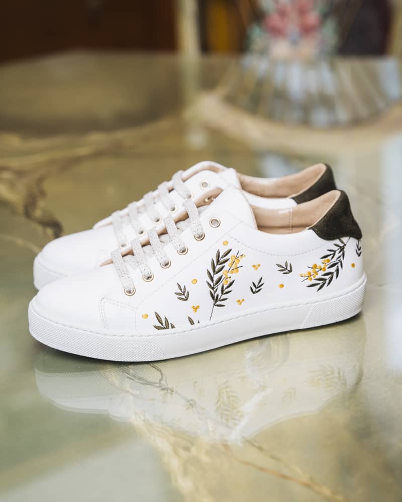 Baskets brodées vegan femme