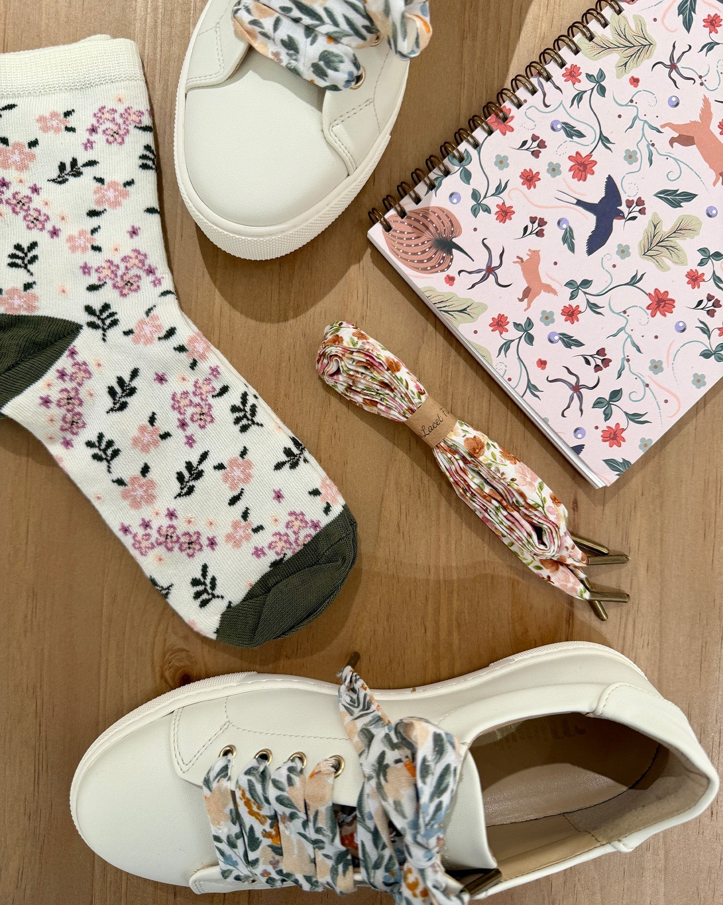 Cream Sneaker Box