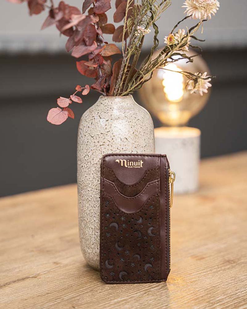 Porte cartes marron foncé vegan